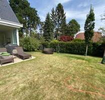 MODERNES HAUS MIT EINBAUKÜCHE; KAMIN; PARKETT - DÜSSELDORF-WITTLAER - NEUBAU