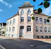 Ihr Zuhause für Familien oder Wohngemeinschaft in der Altstadt 4 Zimmer, Balkon, eigener Eingang - Schleswig