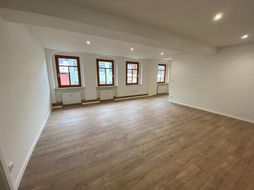 Foto - 5 Zimmer Etagenwohnung zur Miete in Hohenstein-Ernstthal