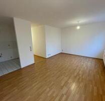 Ruhige 80m² Wohnung im Grünen – Katharinenweg 18, Apolda Ruhige 80m² Wohnung im Grünen – Katharinenweg 18, Apolda