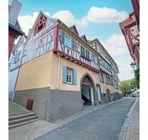 Charmante 2,5‑Zimmer‑Wohnung mit Balkon und Burgenblick in Weinhe - Weinheim