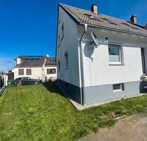 Schöne 3-Zimmer Doppelhaushälfte mit Garten - Geisenfeld