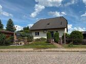 Foto - Einfamilienhaus inkl.gegenüberliegendes Grundstück m Garage