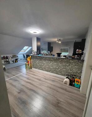 Foto - Helle, 2 Zimmer Dachgeschosswohnung mit Balkon von privat