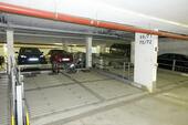 Foto - Pkw Stellplatz (Duplexparker) in heller Tiefgarage in der Brudermühlstraße (Sendling) zu vermieten