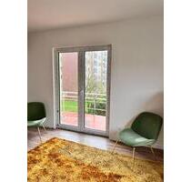 Ankommen & Wohlfühlen – Helle 3,5–4 Zimmer Wohnung mit Platz - Göppingen