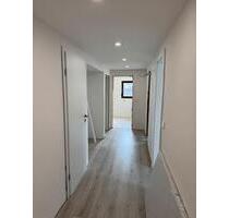 Frisch renovierte 3-Zimmer Dachwohnung in Weikerseim - Weikersheim