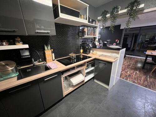 Foto - Zu Verkaufen Haus - 200.000,00 EUR Kaufpreis,