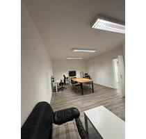 Büro - 35 qm zentraler Lage in Düsseldorf zur Untermiete - Mönchengladbach