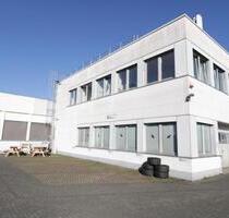 Lichtdurchflutete Büro-Praxisfläche in Brackwede zu vermieten - Bielefeld
