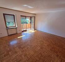 Schöne 3-Zimmer Wohnung mit Balkon im 1.OG in Plattling