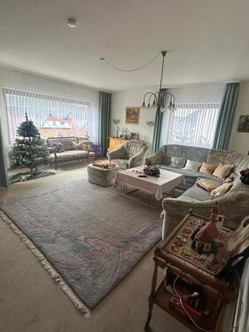 Foto - Mehrfamilienhaus, Wohnhaus in Aura im Sinngrund