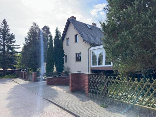 Foto - Charmantes Einfamilienhaus in ruhiger Lage mit Wintergarten