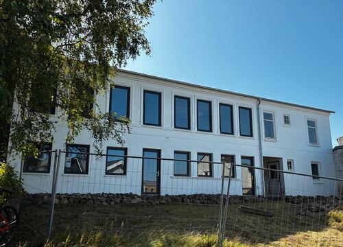 Foto - Sanierungsbedürftiges MFH - ruhige Lage, Schleswig-Friedrichsberg