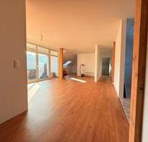 5 Zimmer 120qm Wohnung - 1.500,00&nbsp;EUR Kaltmiete, ca.&nbsp; 120,00&nbsp;m&sup2; in Cadolzburg (PLZ: 90556)