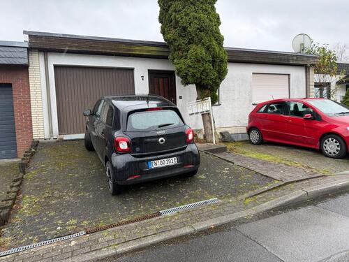 Foto - Mehrfamilienhaus Kapitalanlage teilsaniert teilvermietet