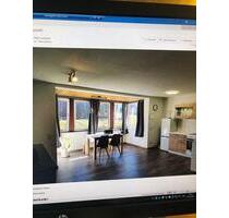 ruhige sonnige Wohnung - 380,00&nbsp;EUR Kaltmiete, ca.&nbsp; 40,00&nbsp;m&sup2; in Sulz am Neckar (PLZ: 72172)