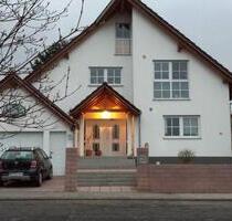 Hochwertige 122 m² Wohnung in GI-KL mit Garten & Terrasse - Gießen Allendorf Hochwertige 122 m² Wohnung in GI-KL mit Garten & Terrasse - Gießen Allendorf