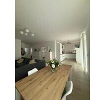 Moderne Erdgeschosswohnung mit eigenem Garten in Detmold