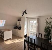 Helle 4-Zimmer-Wohnung mit Balkon in ruhiger, zentraler Lage - Neuburg an der Donau