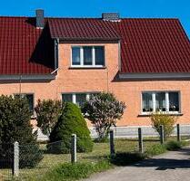 Haus mit 2 Wohneinheiten in Mönkebude zu verkaufen - Liepgarten
