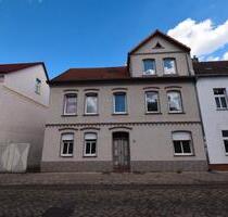 44.000 € Kaltmiete pro Jahr Mehrfamilienhaus in Burg zu verkaufen
