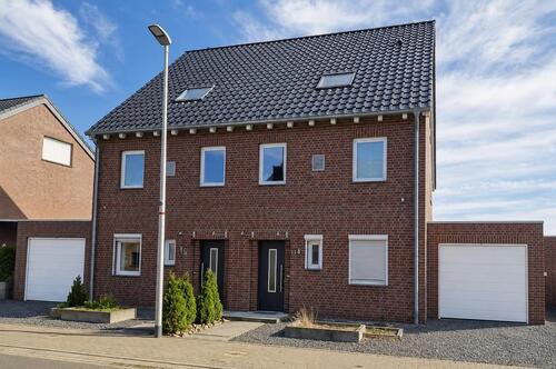 Foto - Modernes Doppelhaus in 41812 Erkelenz – Attraktive Kapitalanlage