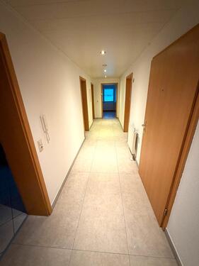 Foto - 4-Zimmer-Wohnung mit Garten&2 Stellplätzen in Buchdorf–115 m² EG