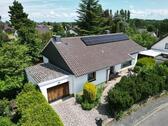 Foto - Vielseitiger Bungalow mit Einliegerwohnung und großem Garten