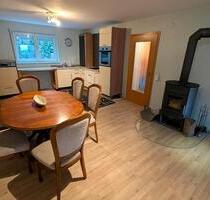 2 Zimmer Wohnung (80qm) zum Vermieten mit EBK und Kamin - Kraichtal