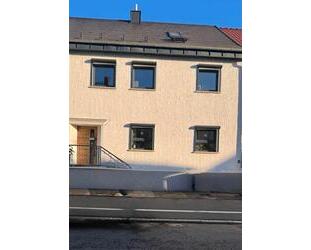 modernisiertes Reihenmittelhaus in HalleSaale - Halle (Saale) Damaschkestraße