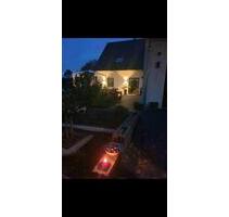 Einfamilienhaus mit Doppelgarage (KfW 40 Standard) - Hahnbach