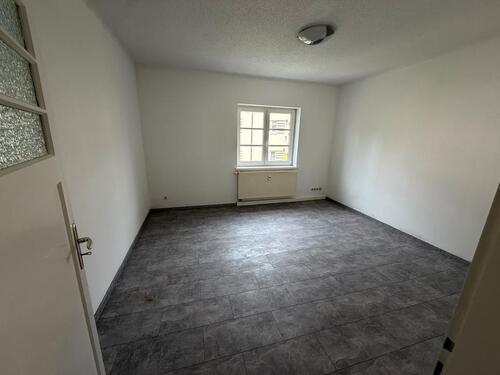 Foto - Wohnung zu Verkaufen - 57.000,00&nbsp;EUR Kaufpreis, ca.&nbsp; 63,00&nbsp;m&sup2;