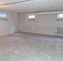 Lagerräume im Keller. Beheizt und trocken, ca 80m2 inkl WC - Minden Kuhlenkamp