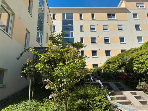 Foto - Helle 3-Zimmer Wohnung mit großem Balkon in guter Lage