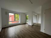Foto - Neuwertige 2-Zimmer-Eigentumswohnung mit Loggia und Carport