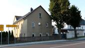 Foto - Wohnhaus mit Nebengebäuden u. großem GrundstückWiese ca. 8.000m2
