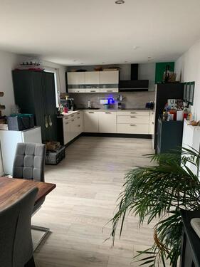 Foto - Moderne Maisonette-Wohnung mit Balkon zu vermieten!