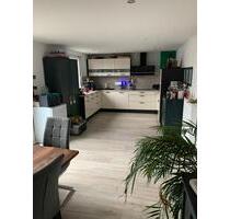 Moderne Maisonette-Wohnung mit Balkon zu vermieten! - Paderborn Neuenbeken