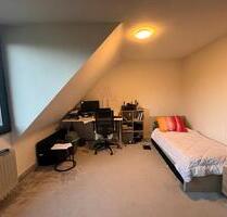 Eine schöne helle Wohnung - 900,00 EUR Kaltmiete, in Düsseldorf (PLZ: 40549) Heerdt
