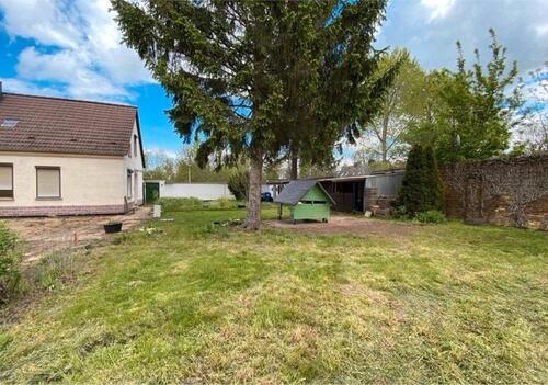 Foto - Großes Grundstück mit Bauantrag* Einfamilienhaus