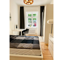Bezug zum 01.04. - WG-Zimmer in kernsanierter Wohnung mit Balkon - Berlin Mitte