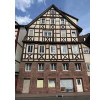 Kapitalanleger aufgepasst! Attraktive 4-Zi.-Wohnung mit Ausblick - Calw