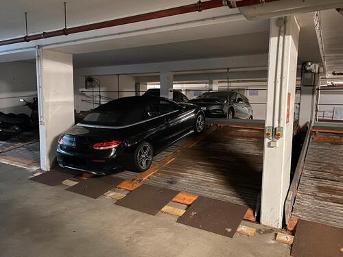 Foto - Garage Tiefgarage Stellplatz Parkplatz