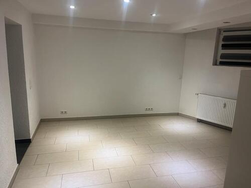 Foto - 2-ZKB mit eigenem Hauseingang - 590,00 EUR Kaltmiete,