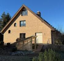 Einfamilienhaus mit Keller und Garage - Oerlenbach