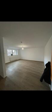 Foto - 1-Zimmer Wohnung Neuehrenfeld Köln Souterrain Wohnung