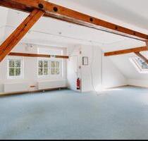 100qm Bürofläche im OG - 800,00 EUR Kaltmiete, in Reppenstedt (PLZ: 21391)