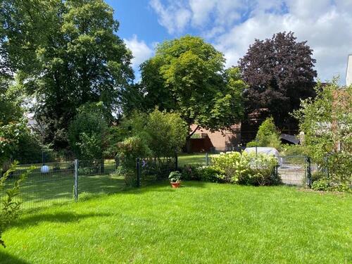 Foto - Moderne Wohnung mit Garten und Tiefgarage