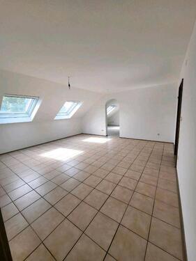 Foto - helle, großzügige 3-4 Zi. DG Wohnung, WerderauMarterlach